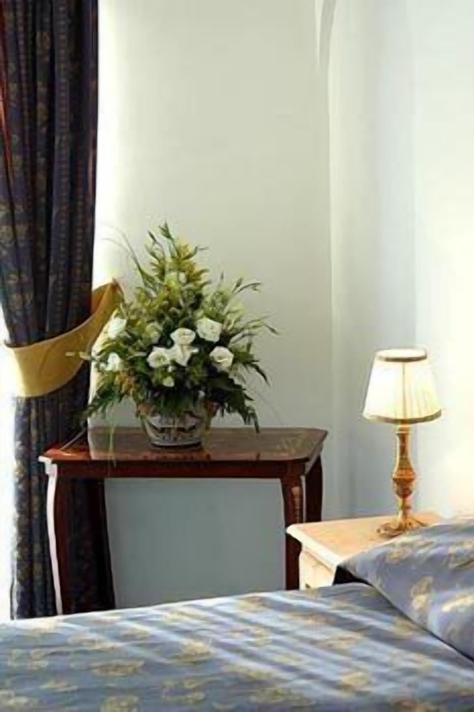 Hotel Bussola Anacapri  Buitenkant foto