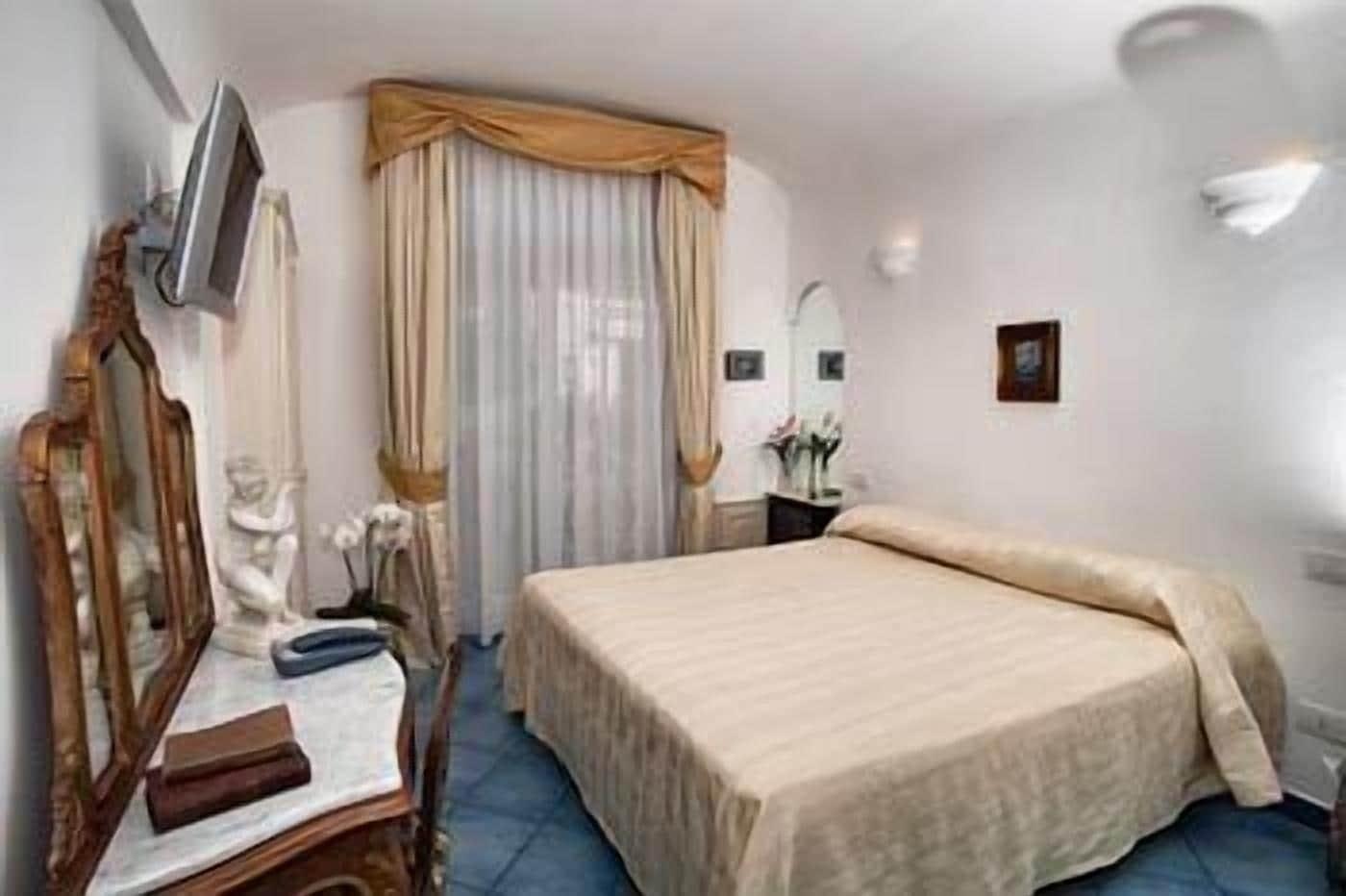 Hotel Bussola Anacapri  Buitenkant foto