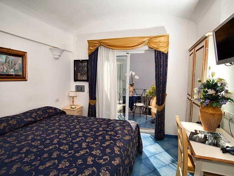Hotel Bussola Anacapri  Buitenkant foto
