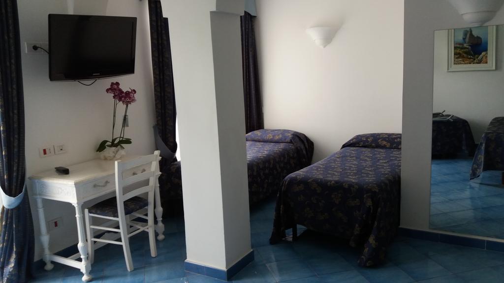 Hotel Bussola Anacapri  Buitenkant foto